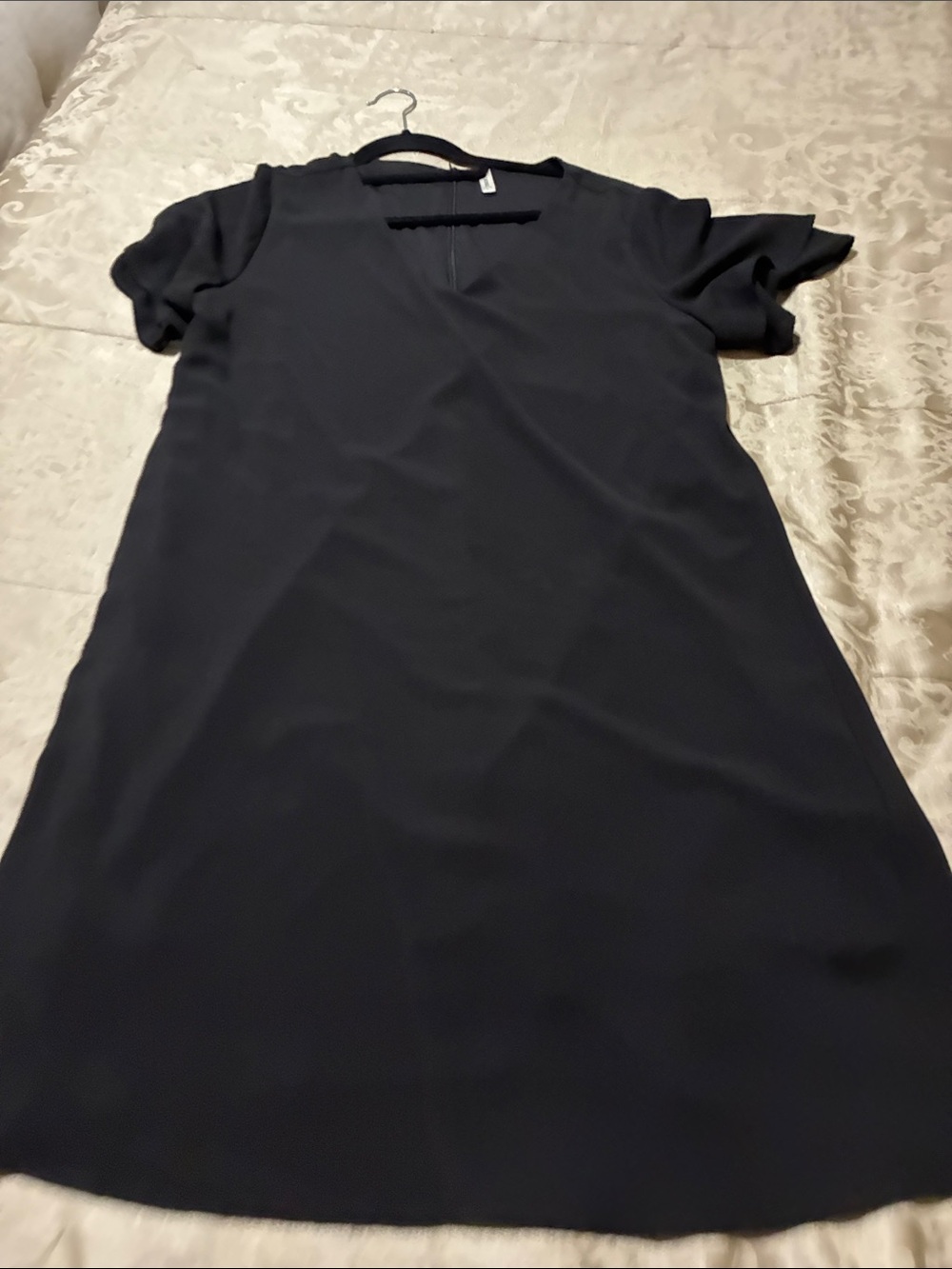 Classic Black Short-Sleeve Shift Dress - Unbranded